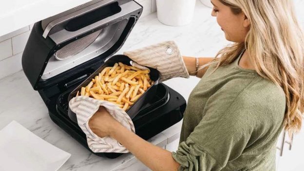 Ninja Foodi Smart XL Grill Air Fryer