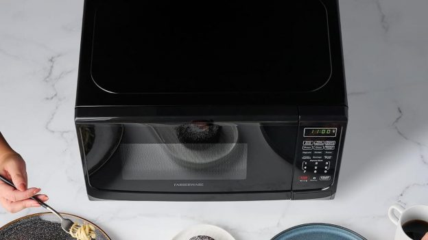 Farberware FMO07ABTBKA Microwave