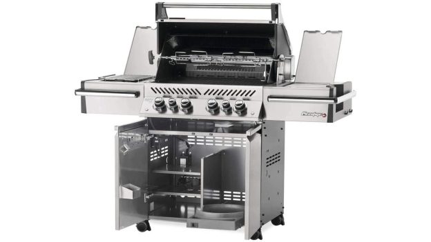 Napoleon Prestige Pro PRO500RSIBPSS-3 Propane Grill