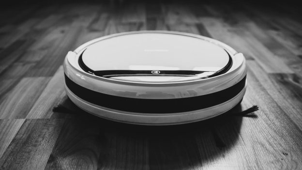 Robot Vacuums Pros & Cons