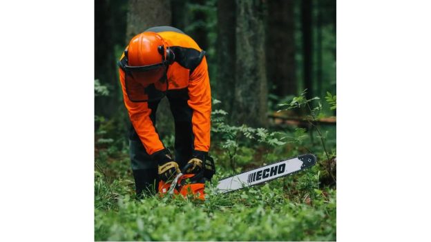 Echo Farm and Ranch CS-590-20 Chainsaw