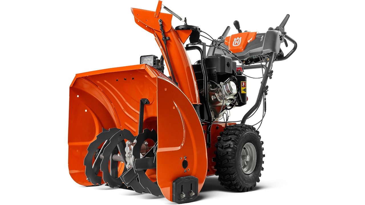 Husqvarna ST224 Snow Blower - Hero