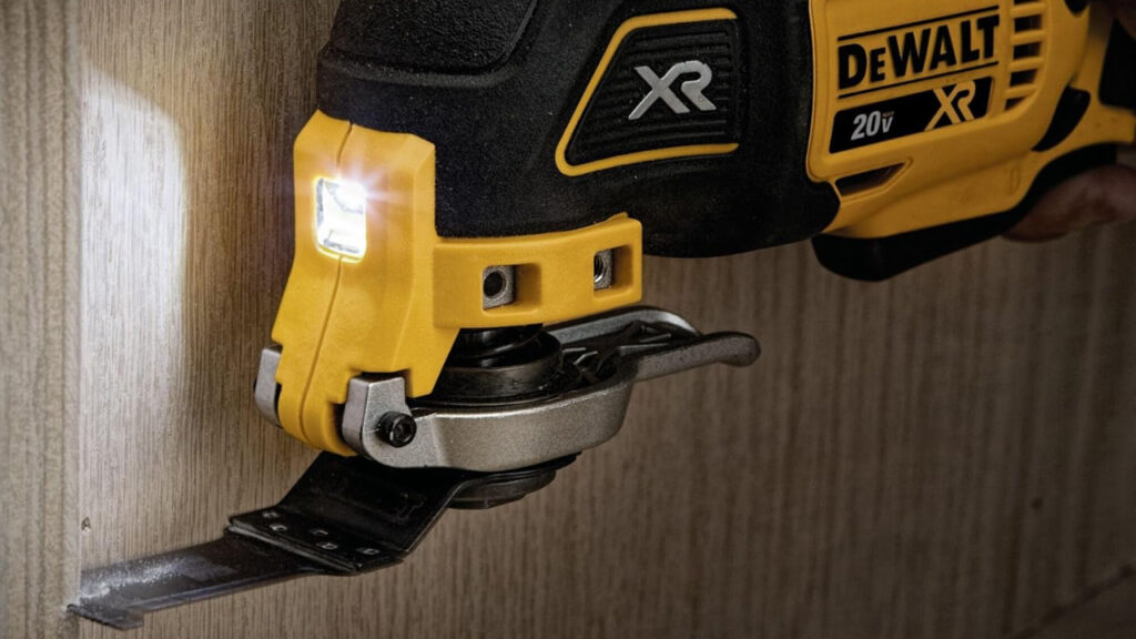 DEWALT Oscillating Multi-Tool